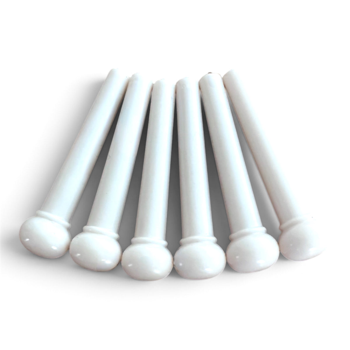 Beryl Essentials white plastic bridge pins set